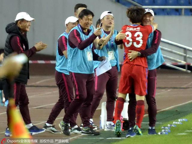 女绿被调教成公厕h文