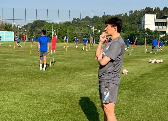 麻豆一区二区麻豆免费观看